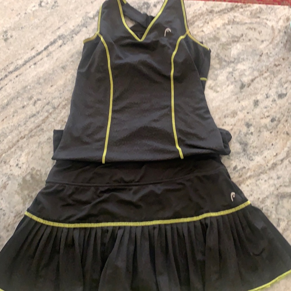 Women’s size Medium Head tennis skirt/top set
